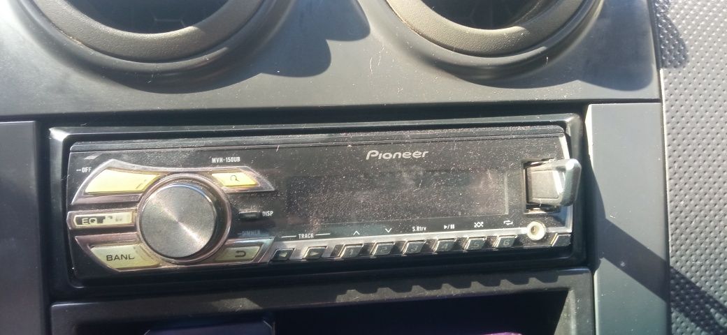 Pioneer mvh-150ub