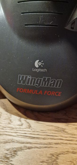 Volante Logitech Wingman Formula Force