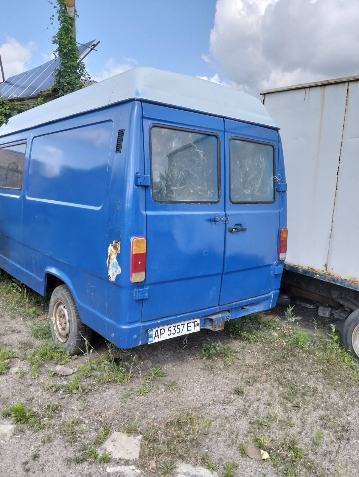 Продам мерседес 208