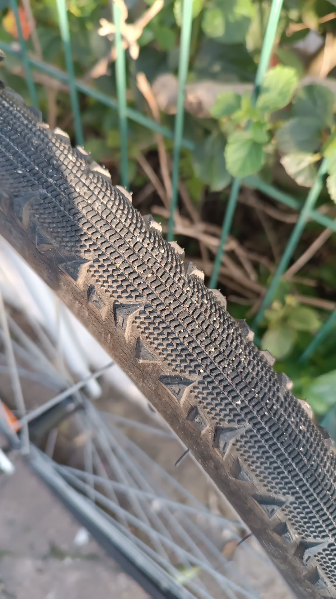 Bicicleta de trekking Riverside 120