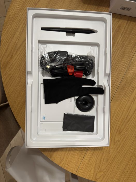 Tablet graficzny Kamvas 13 zielony nowy !