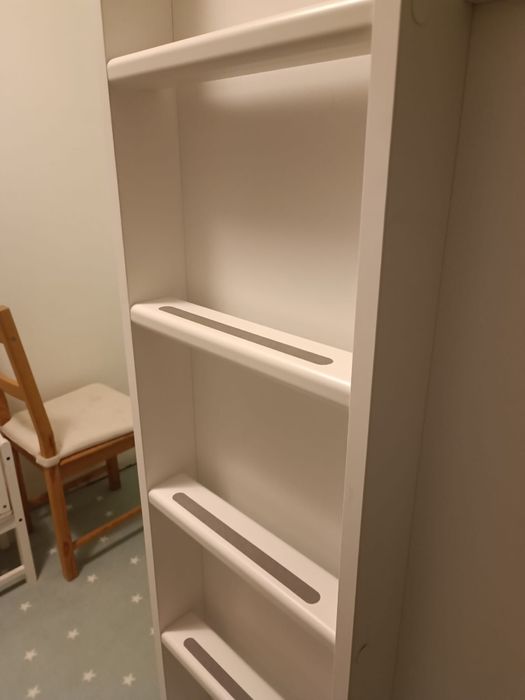 Łóżko piętrowe z biurkiem oraz szafą IKEA