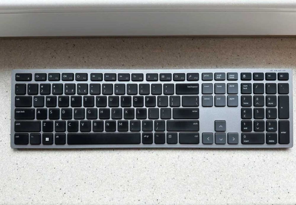 Klawiatura bezprzewodowa Dell KB700 Multi-Device