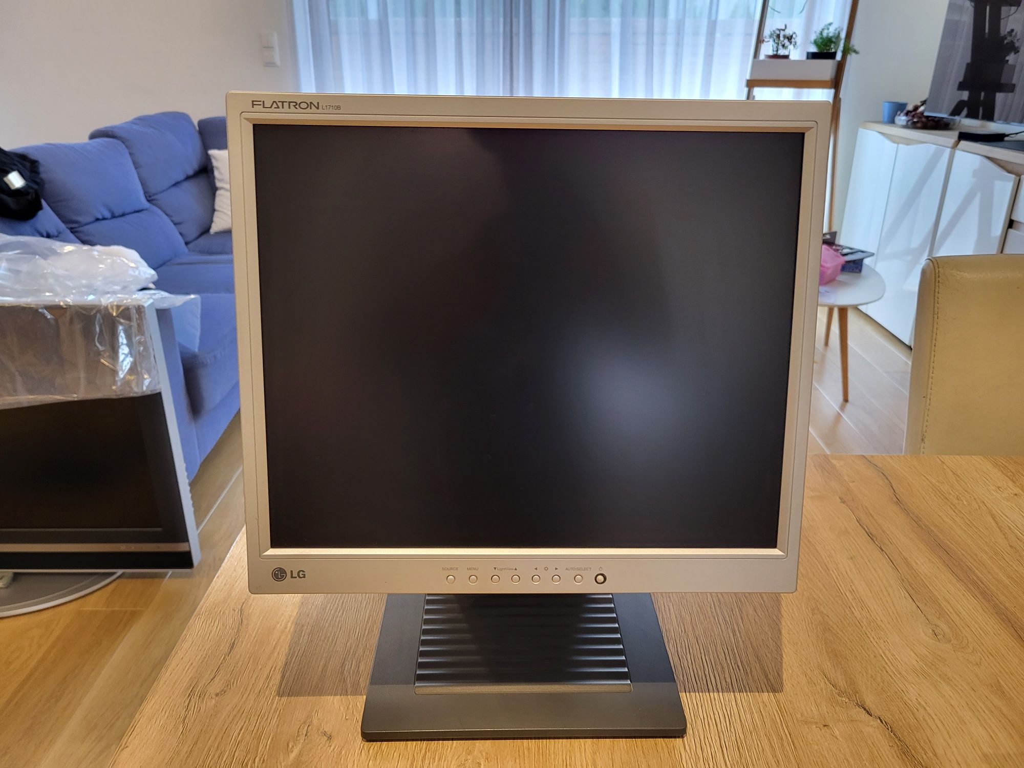 Monitor LG Flatron L1710B