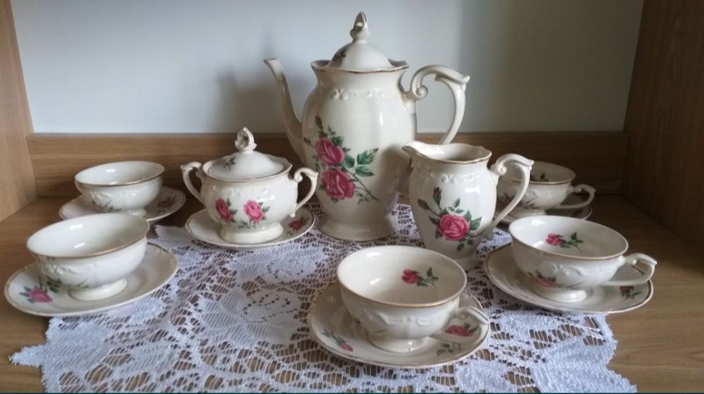 Serwis Porcelany do herbaty Tułowice sygnatura Prl