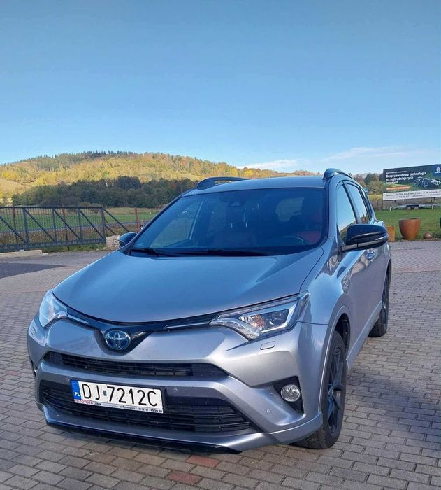 Toyota RAV4 2500 hybryda, automatic, 4x4, rocznik 2017,