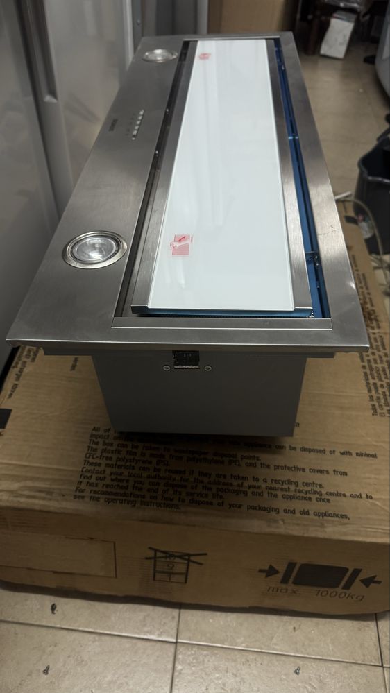 Exaustor de  Encastrar Siemens iQ700 LB89585M com 4 Velocidades e de 86 cm - Inox ( novo)