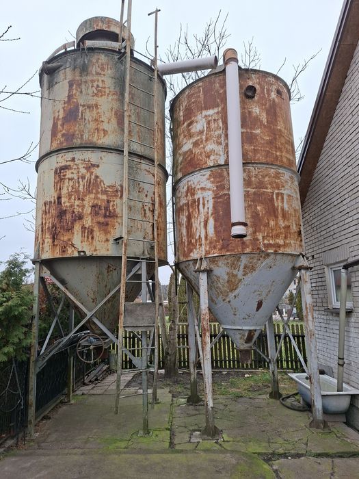 Silos paszowy zbożowy zboże