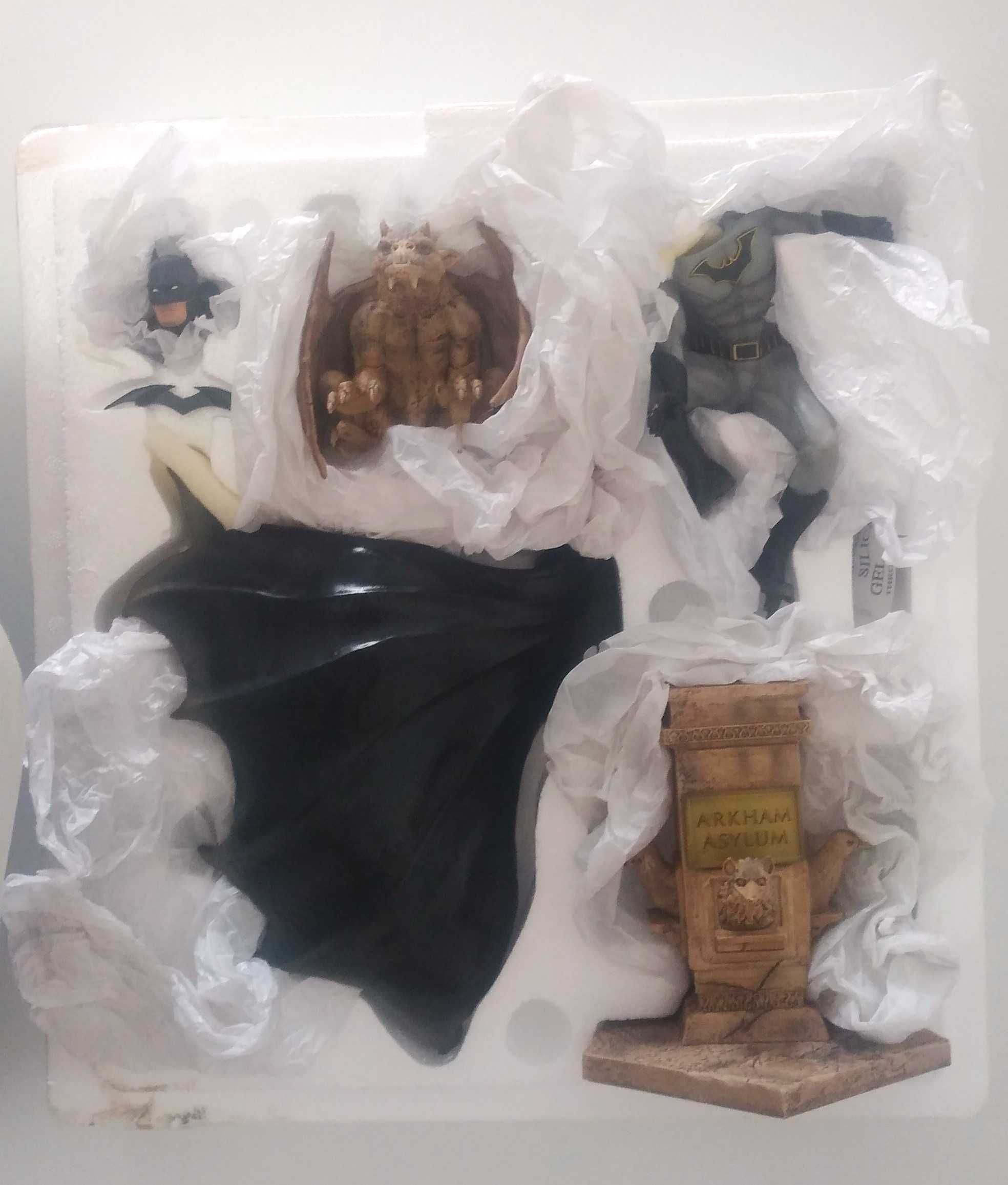 IRON STUDIOS - 1/10 Batman - Deluxe Art Scale by Eddy Barrows
