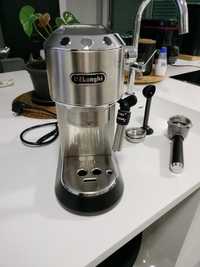 Máquina de café De longhi dedica