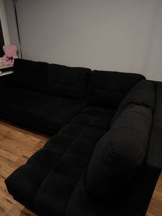 Narożnik z funkcją spania czarny/złote nożki