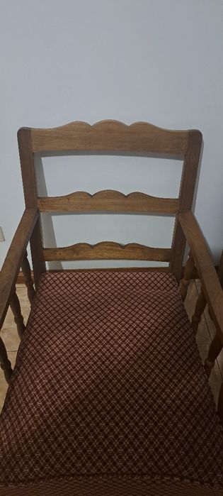 Sofás / Cadeirão antigos ..