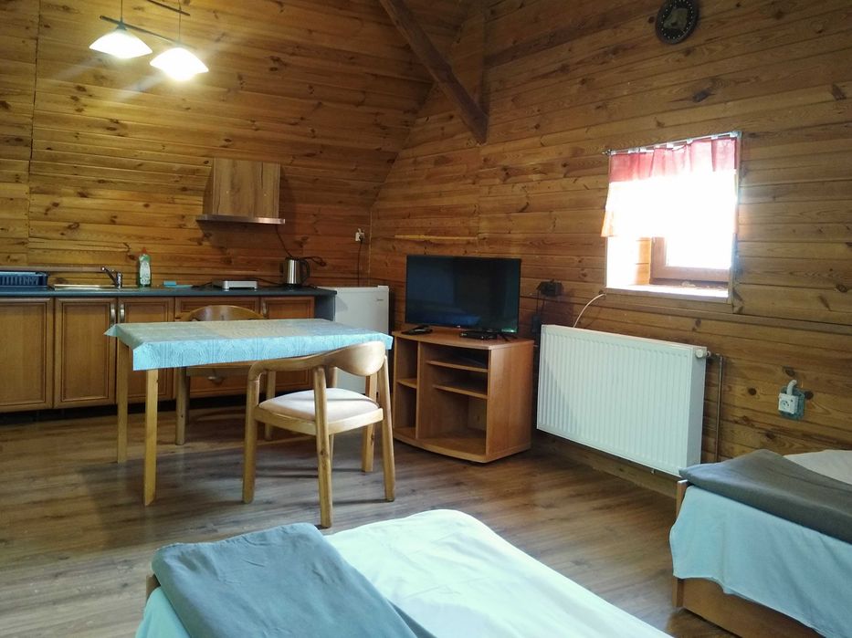 Noclegi na wsi 5 km od Lubina (dolnośląskie). Pełny cennik w opisie.