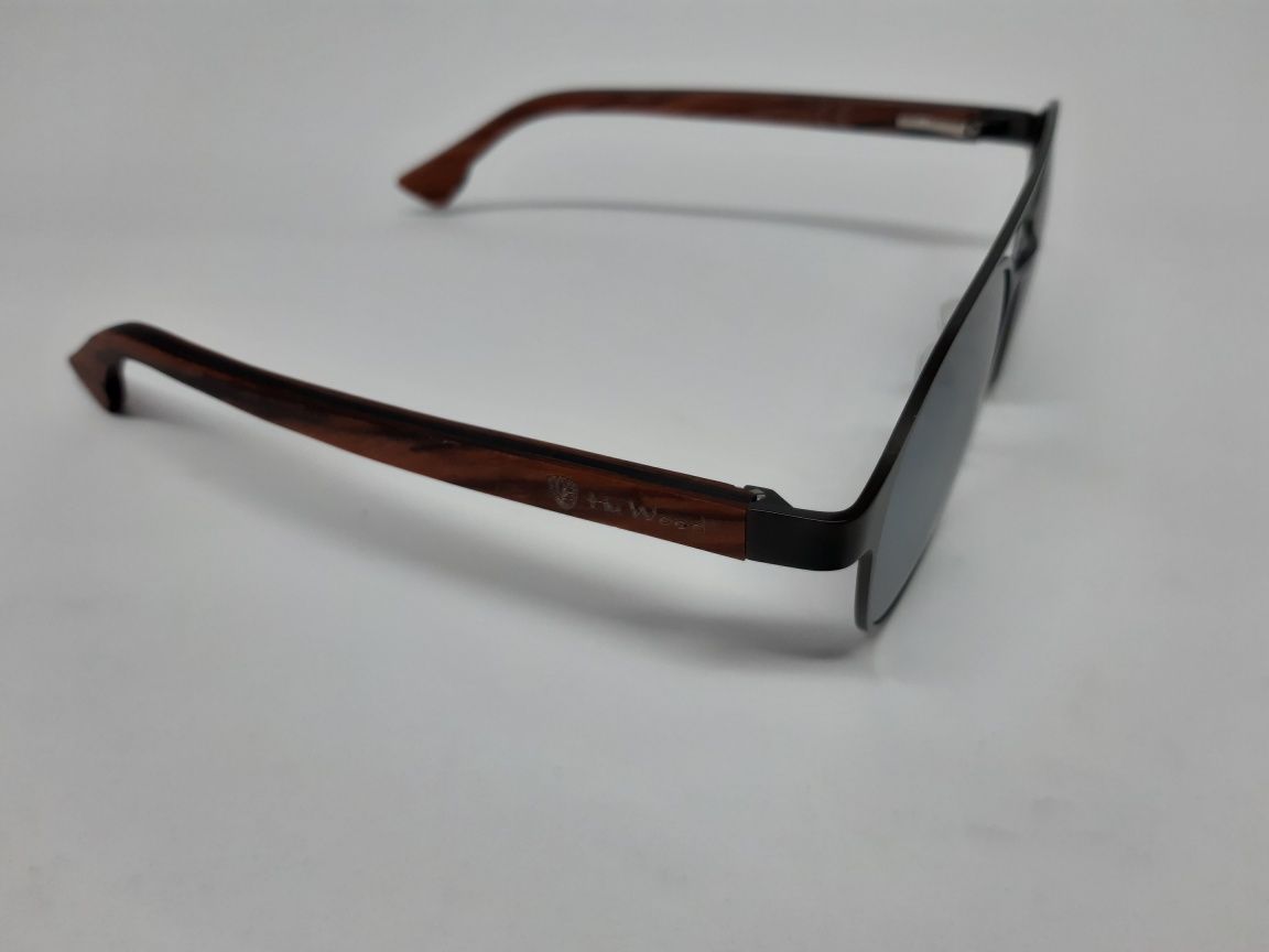 Okulary przeciwsłoneczne drewniane Hu Wood z filtrem UV-400 i polar.