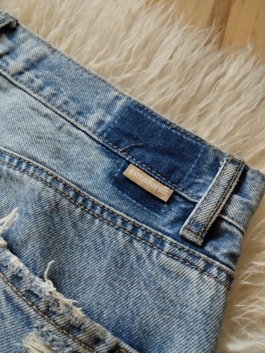 Dżinsowe spodnie dżinsy Stradivarius mom jeans biodrówki boyfriend