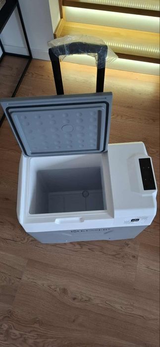 Lodówka zamrażarka samochodowa podróżna