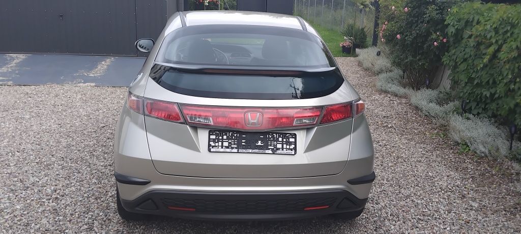 Honda Civik UFO  Benzyna Klima