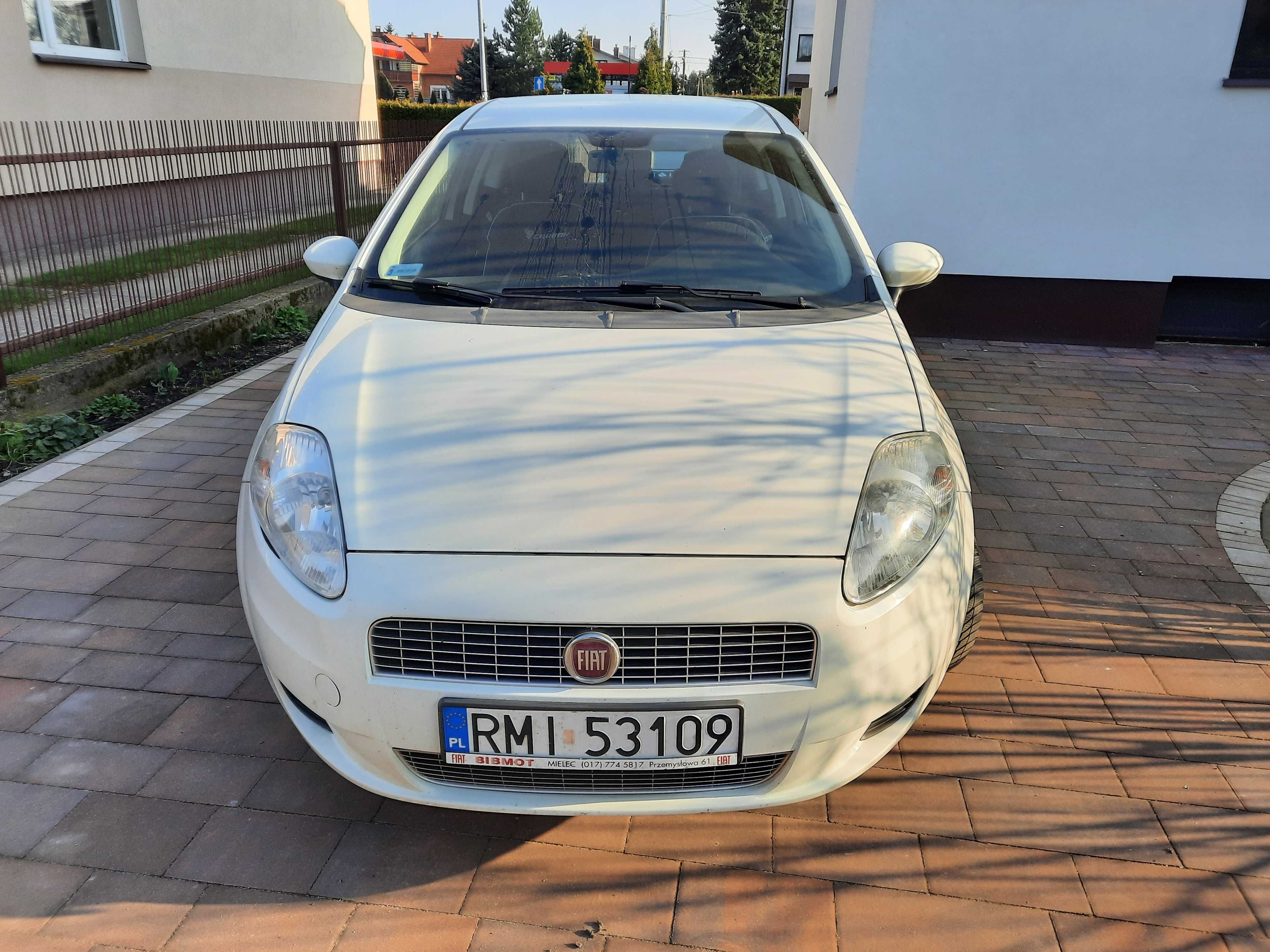 sprzedam fiat punto grande 2009