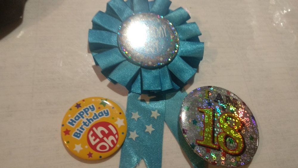 детские значки день рождения Happy Birthday нарядно праздник юбилей