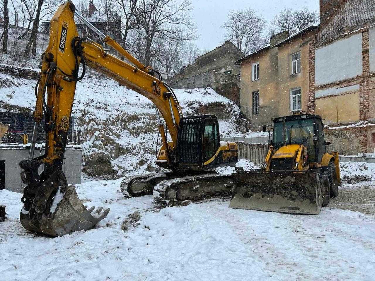 Послуги заливки промислових підлог, укладання бруківки, розмітки та ін