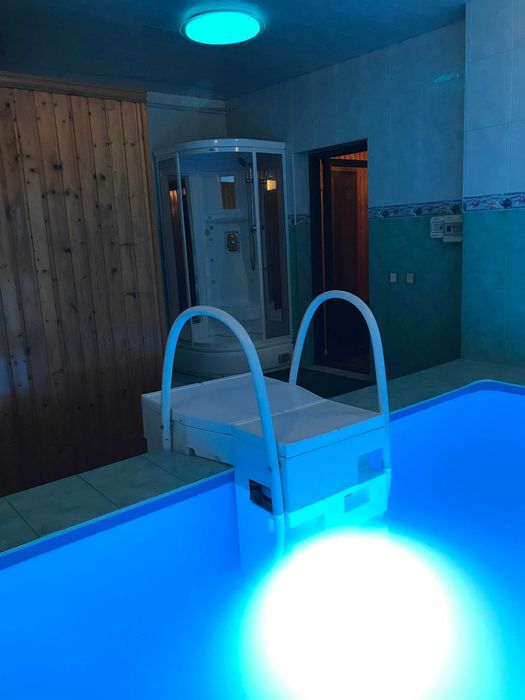 Баня на дровах в Крыжановке Дом с Цепями с бассейном