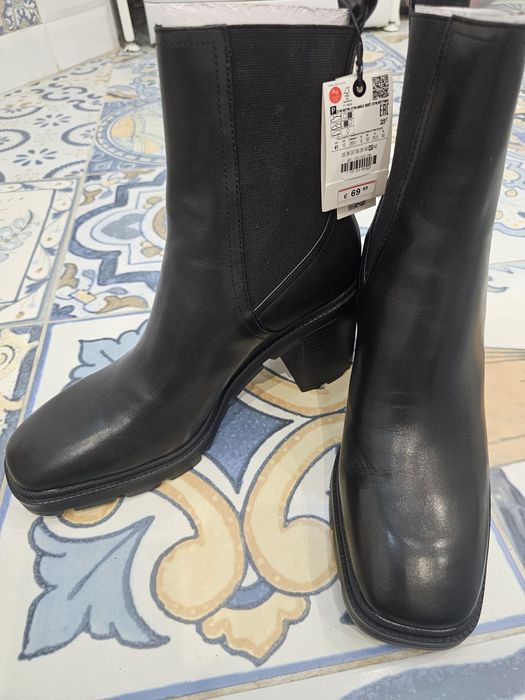 Нові шкіряні чоботи челсі Zara 41