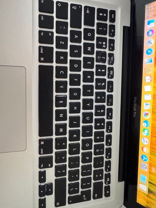 Продаж  макбук про