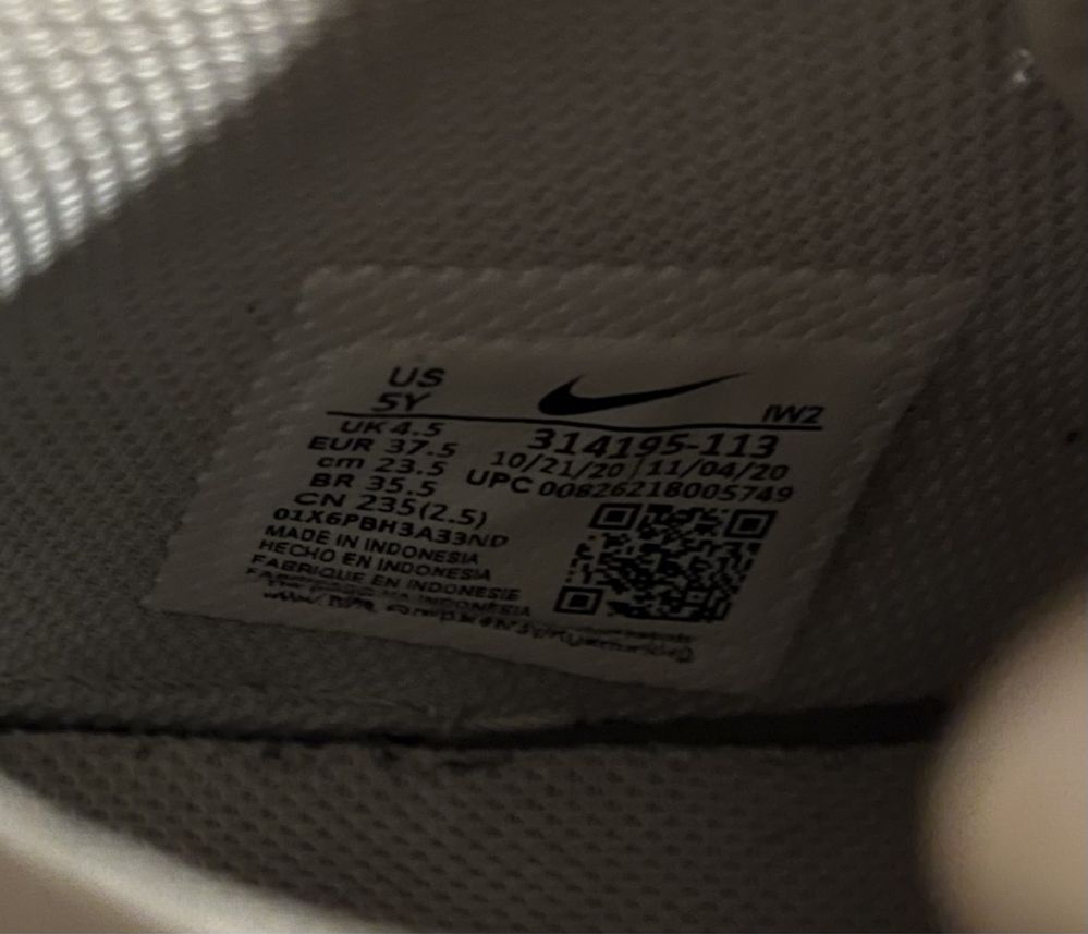 Кроссовки кожаные оригинал Nice air force 1 35.5р