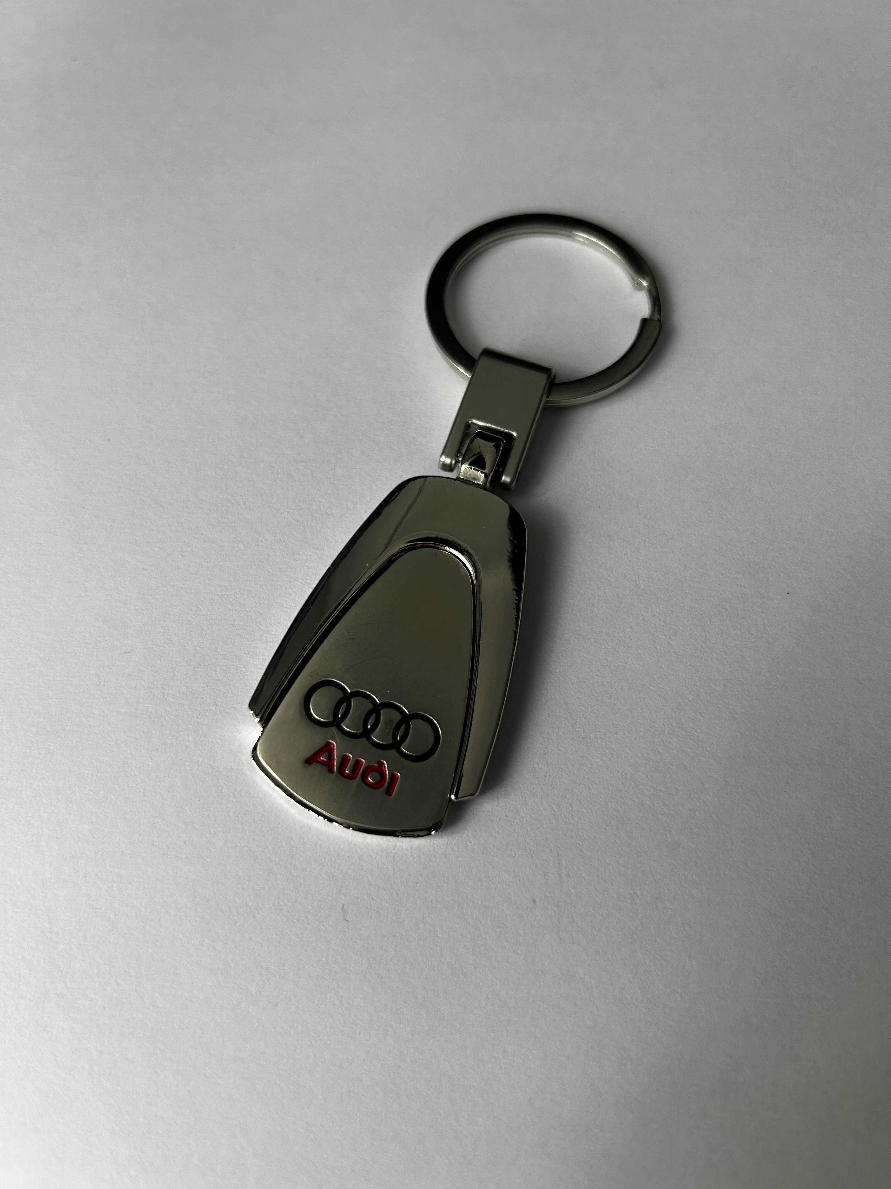 Breloczek audi nowy