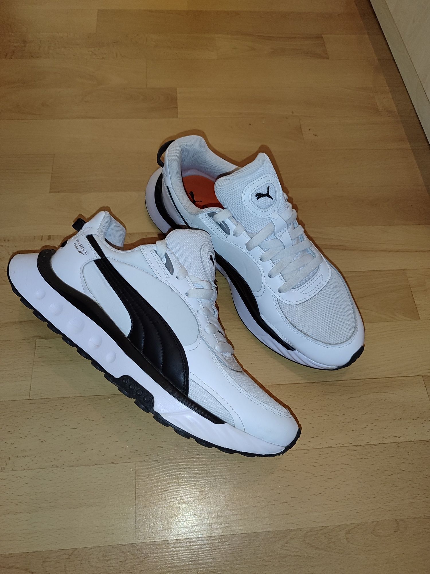 Кросівки фірмені puma. кроси puma. Кросівки puma