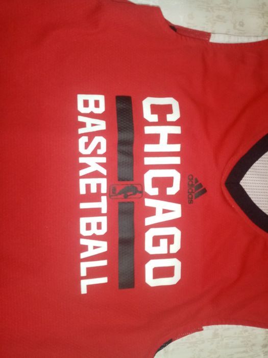 НОВА ШИКАРНА!!!Майка двостороння баскетбольна Adidas,Chicago Bulls NBA