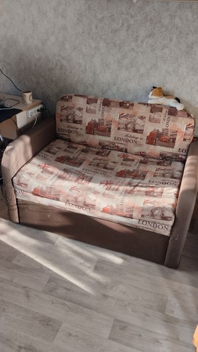 Продам диван розкладний б/у