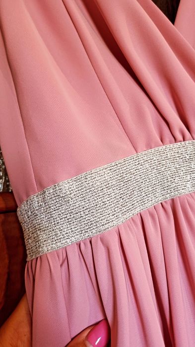 Sukienka maxi pudrowy róż