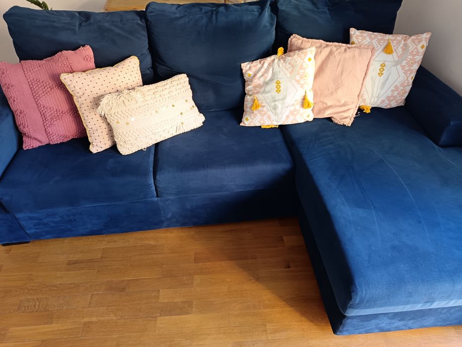 Sofá com chaise longue