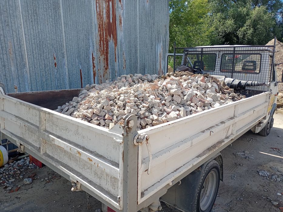 Kliniec Tłuczeń Beton Mielony Piasek Żwir