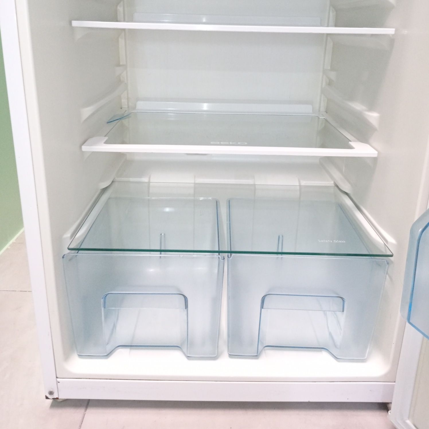 Холодильник двухкамерный BEKO