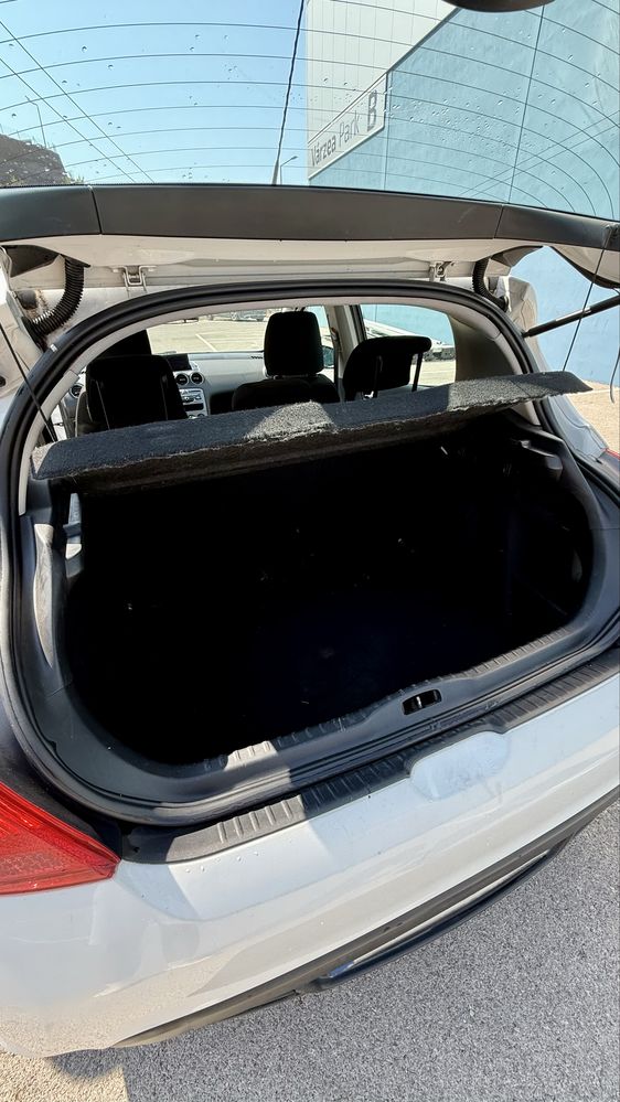 Peugeot 308 1.6HDI Navtech
