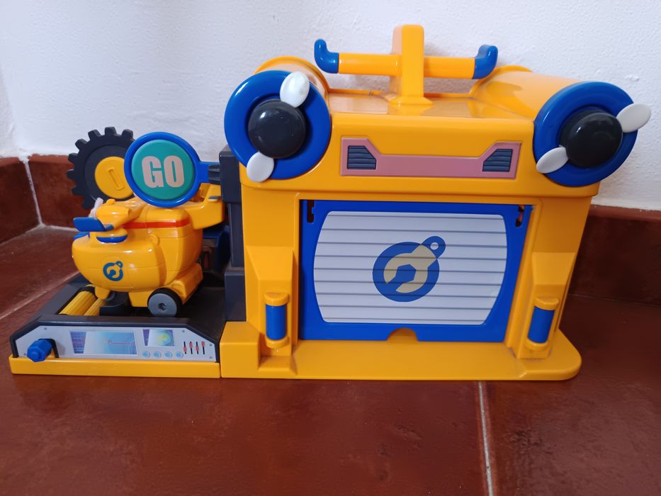 Brinquedos semi usados