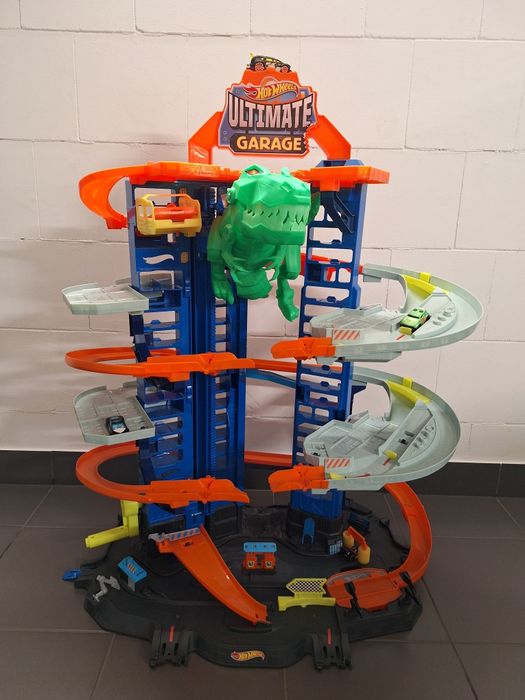 Hot Wheels GJL14 City Mega Garaż T-Rexa
City Mega Garaż T-RexaHot Whee