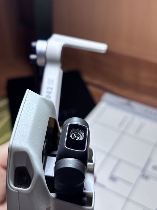 DJI Mini 2 SE Fly more Combo + Apple Care