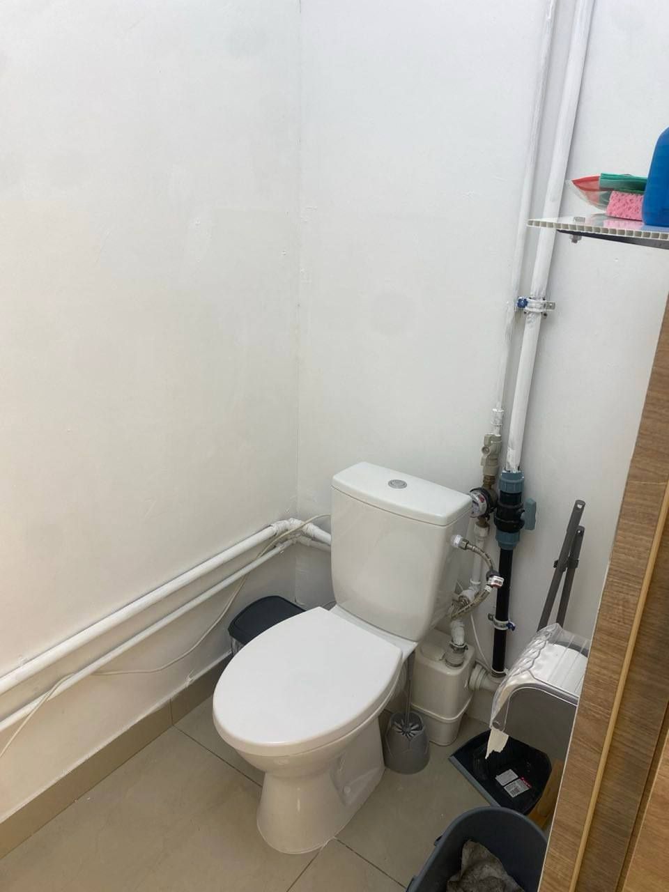 Без комиссии! Фасадное помещение - 32 м.кв., Шевченковский район.
