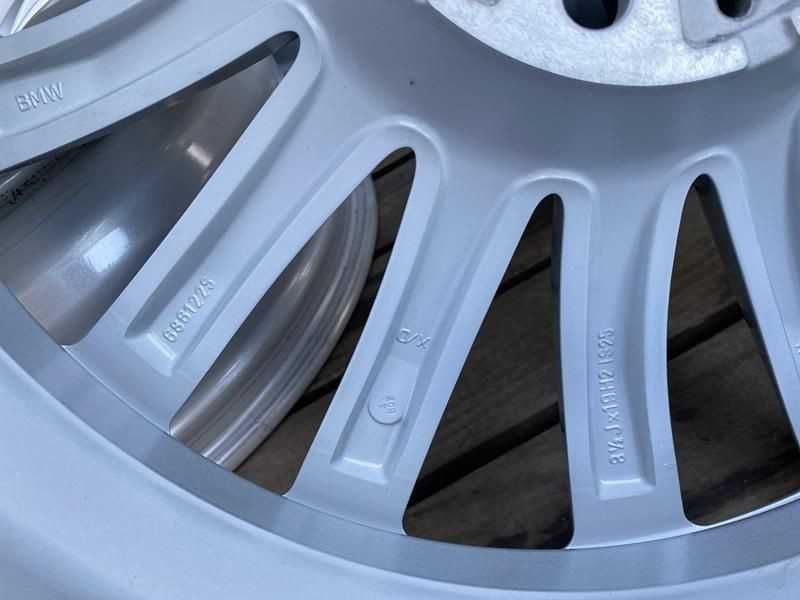 Oryginał koła 245/45R19 BMW 5 G30 G31 7 G11 G12 Pirelli zima 5mm