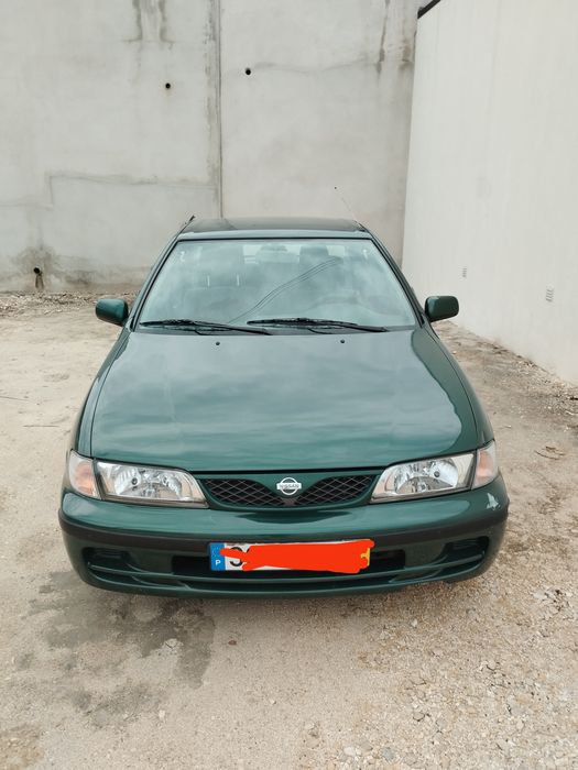 Nissan Almera  1999