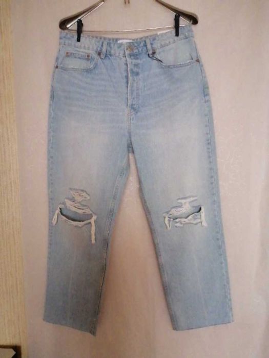 Джинсы Zara. , укороченные