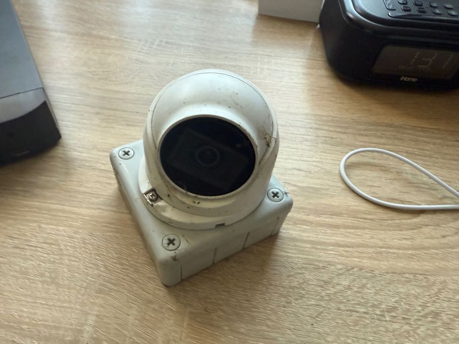 Rejestrator + 5kamer 5MP dysk 1TB