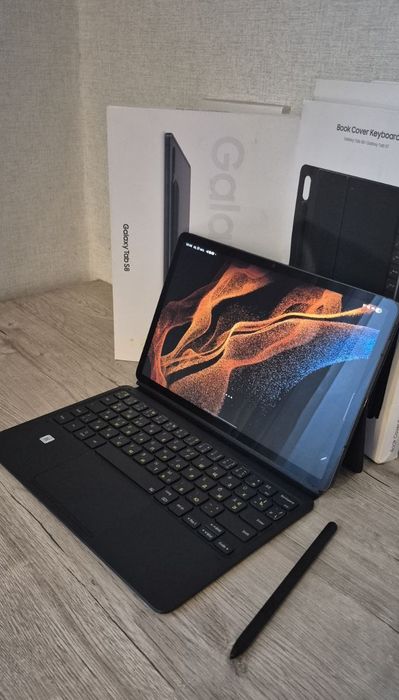 Планшет Samsung galaxy tab s8