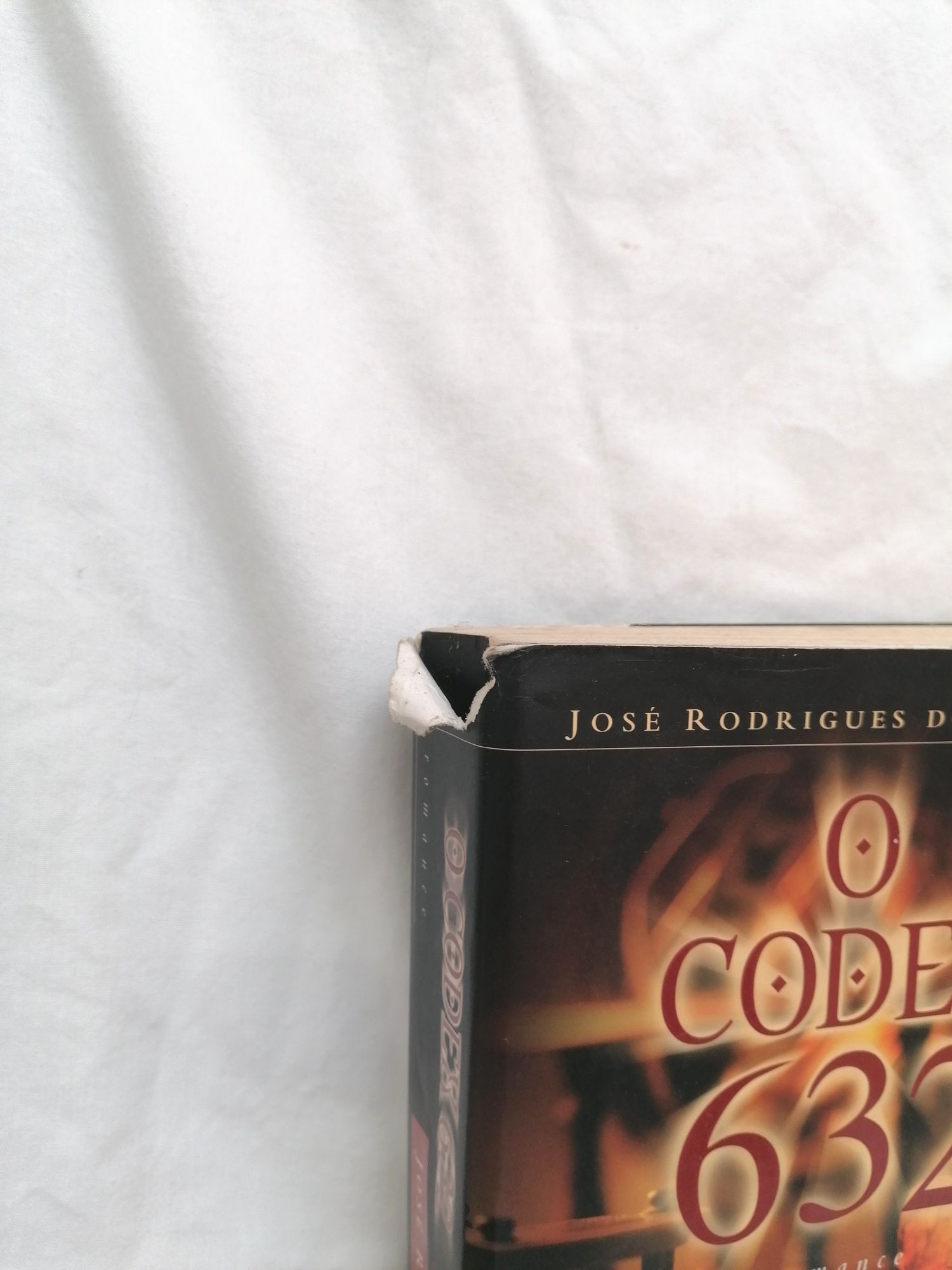 Livro: O Codex 632