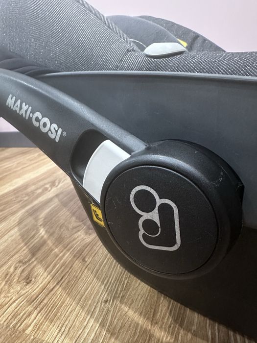 Автолюлька Maxi-Cosi Pebble Pro I-size