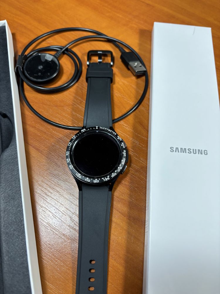 SAMSUNG galaxy watch 4 classic 46 mm