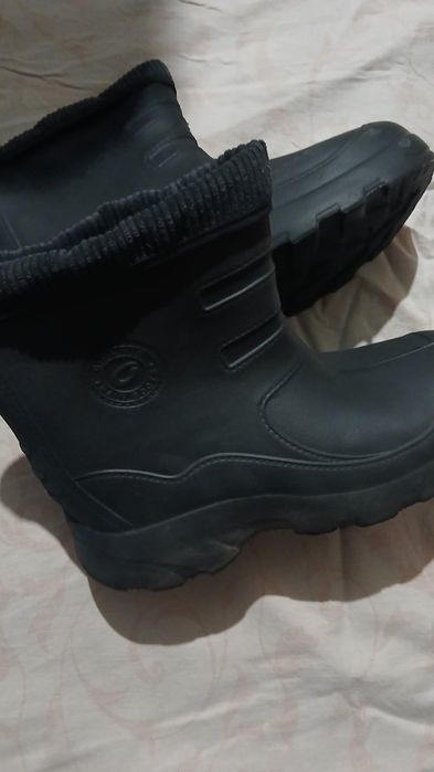 Сапожки для двору , галоші